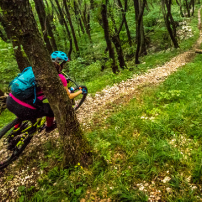 Vipava - slovinské Toskánsko, kde sa dá jazdiť celoročne