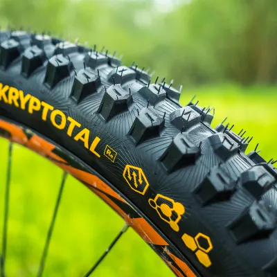 TEST: na&scaron;a sez&oacute;na s Continental Kryptotal