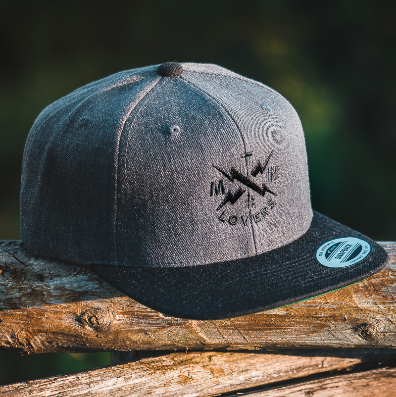 SNAPBACK ŠILTOVKA MTN LOVERS - TMAVO ŠEDÁ