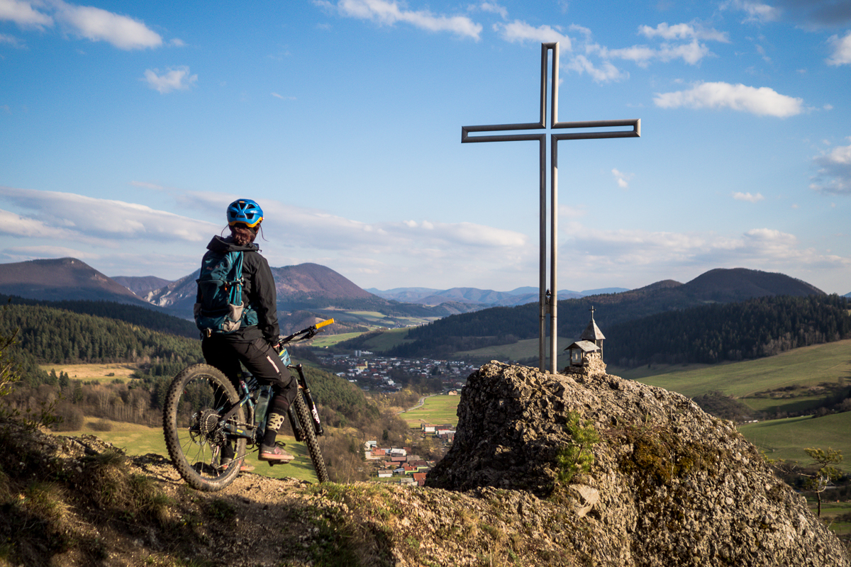 ERGON GE1 Evo - revolučn&eacute; gripy navrhnut&eacute; pre enduro